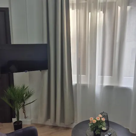 Luxury Kosciuszki 9 - Larcia Apartment